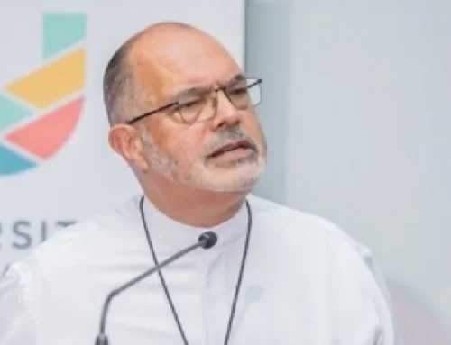 ‘They lie about serving people’: Prof Kieswetter says leaders must take their work, not themselves, seriously